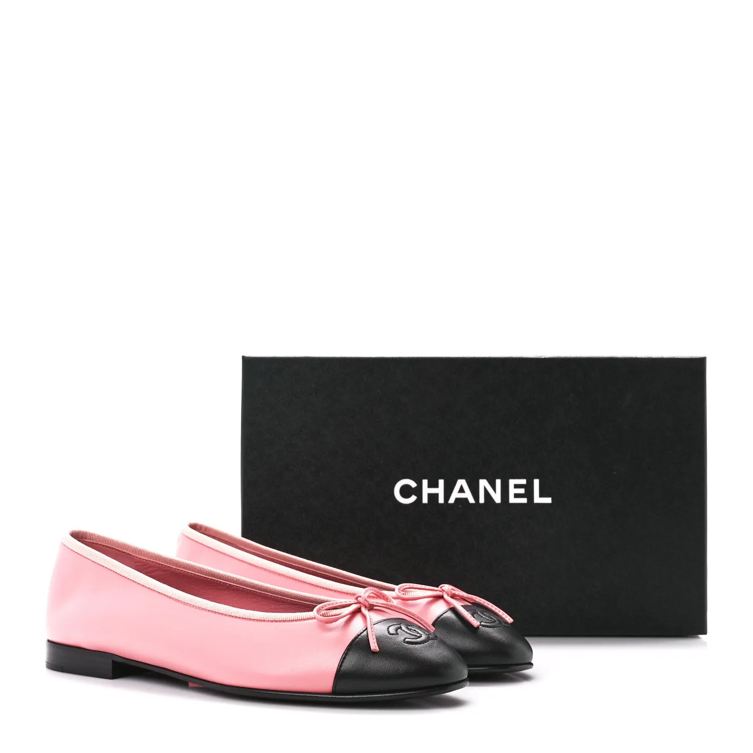 CHANEL CC LAMBSKIN CAP TOE BALLERINA FLATS