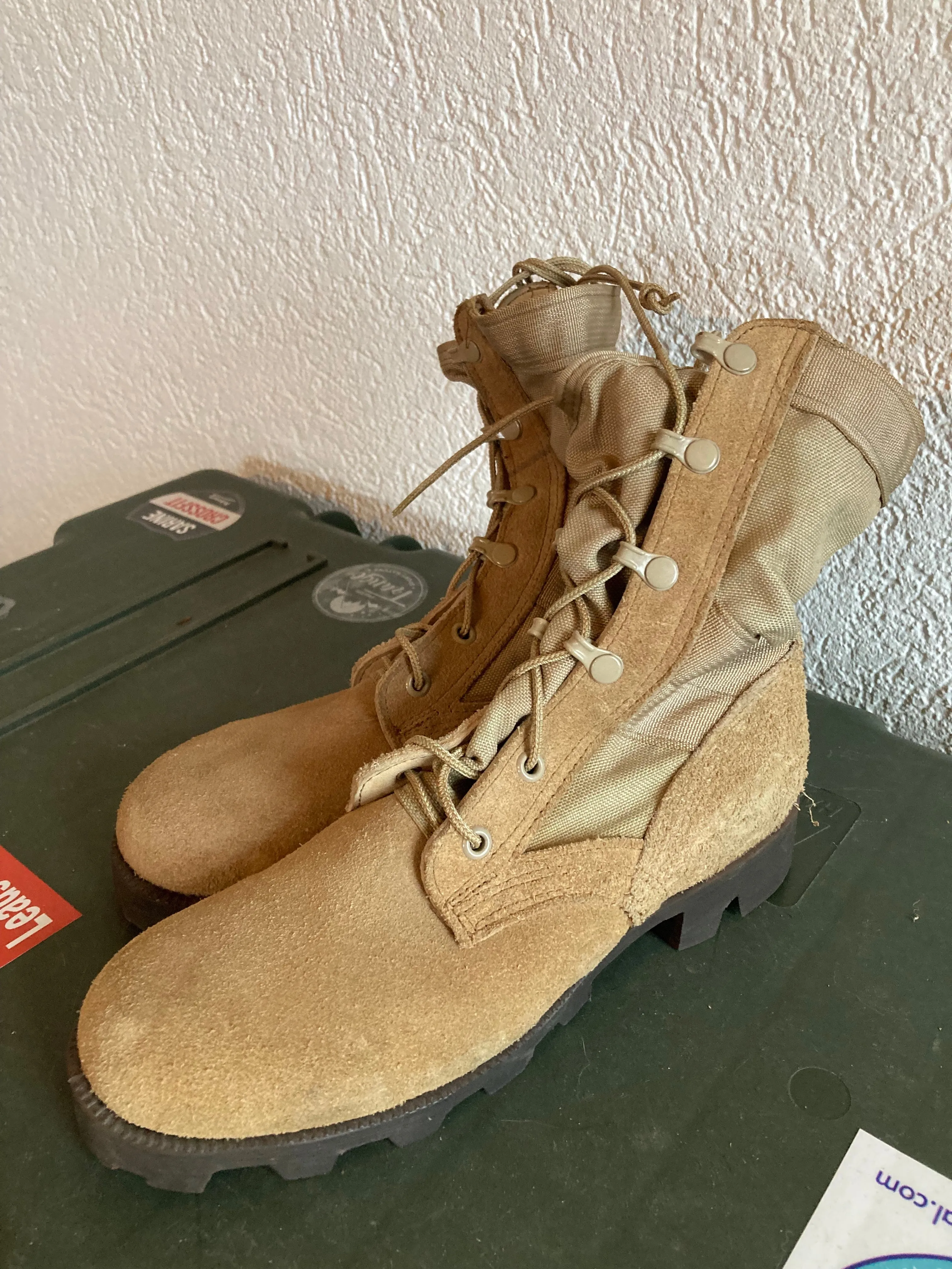 Footwear, US Army Desert Combat Boots Size 5 US