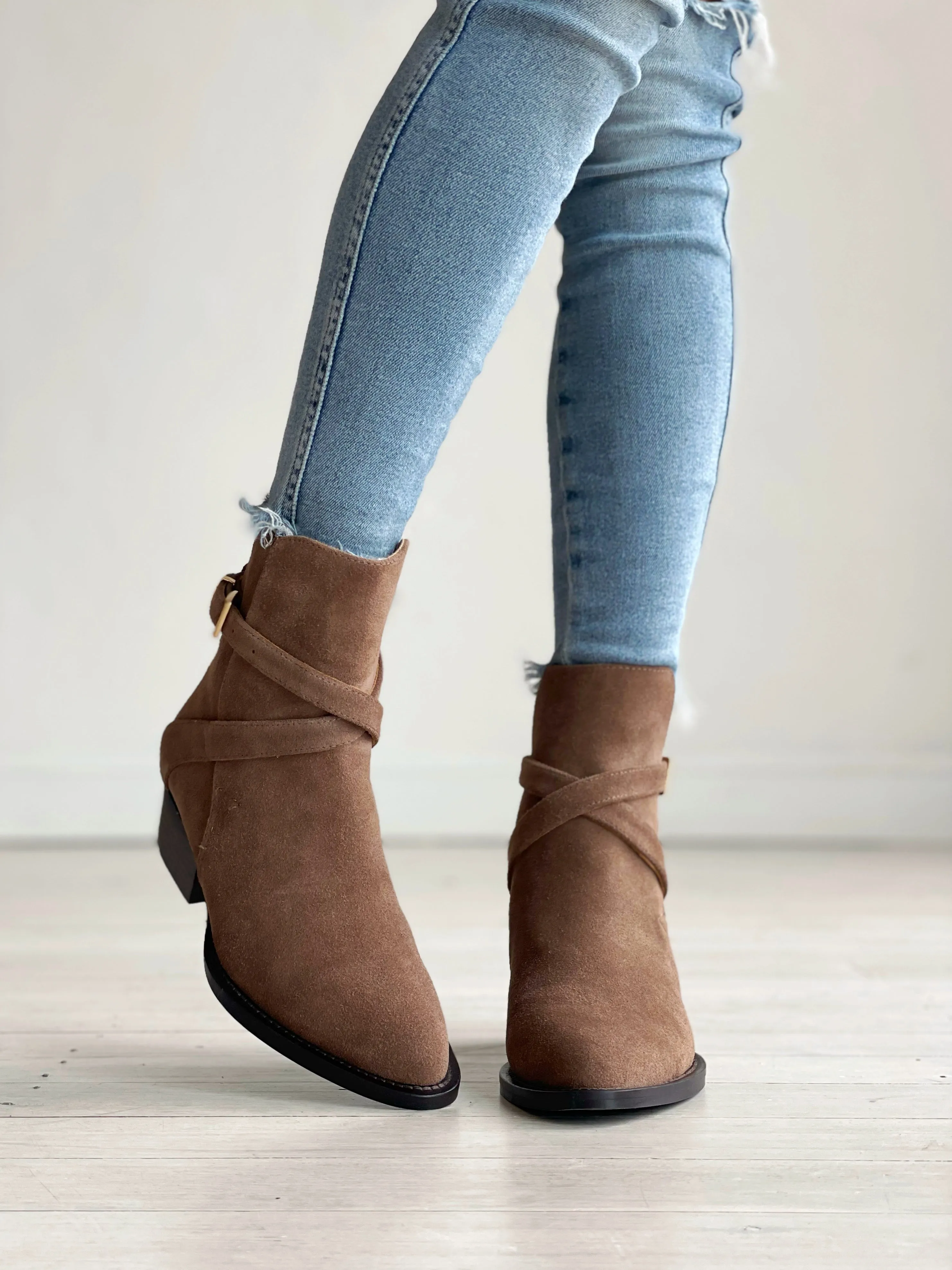 Jess Western Boot - Carob Suede